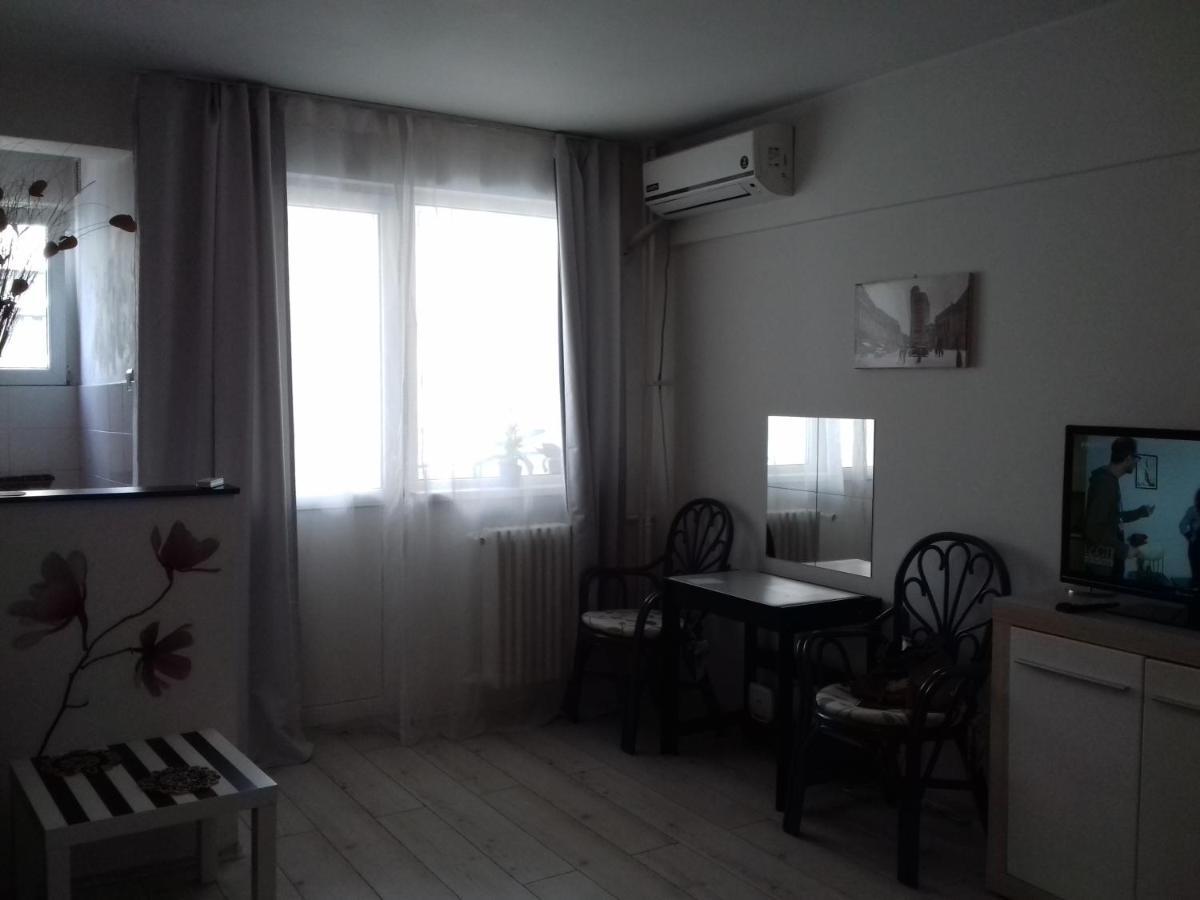 Garsonniera Maria Apartment Bucureşti Ngoại thất bức ảnh