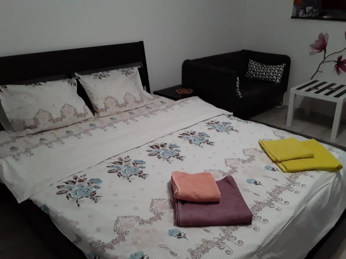 Garsonniera Maria Apartment Bucureşti Ngoại thất bức ảnh